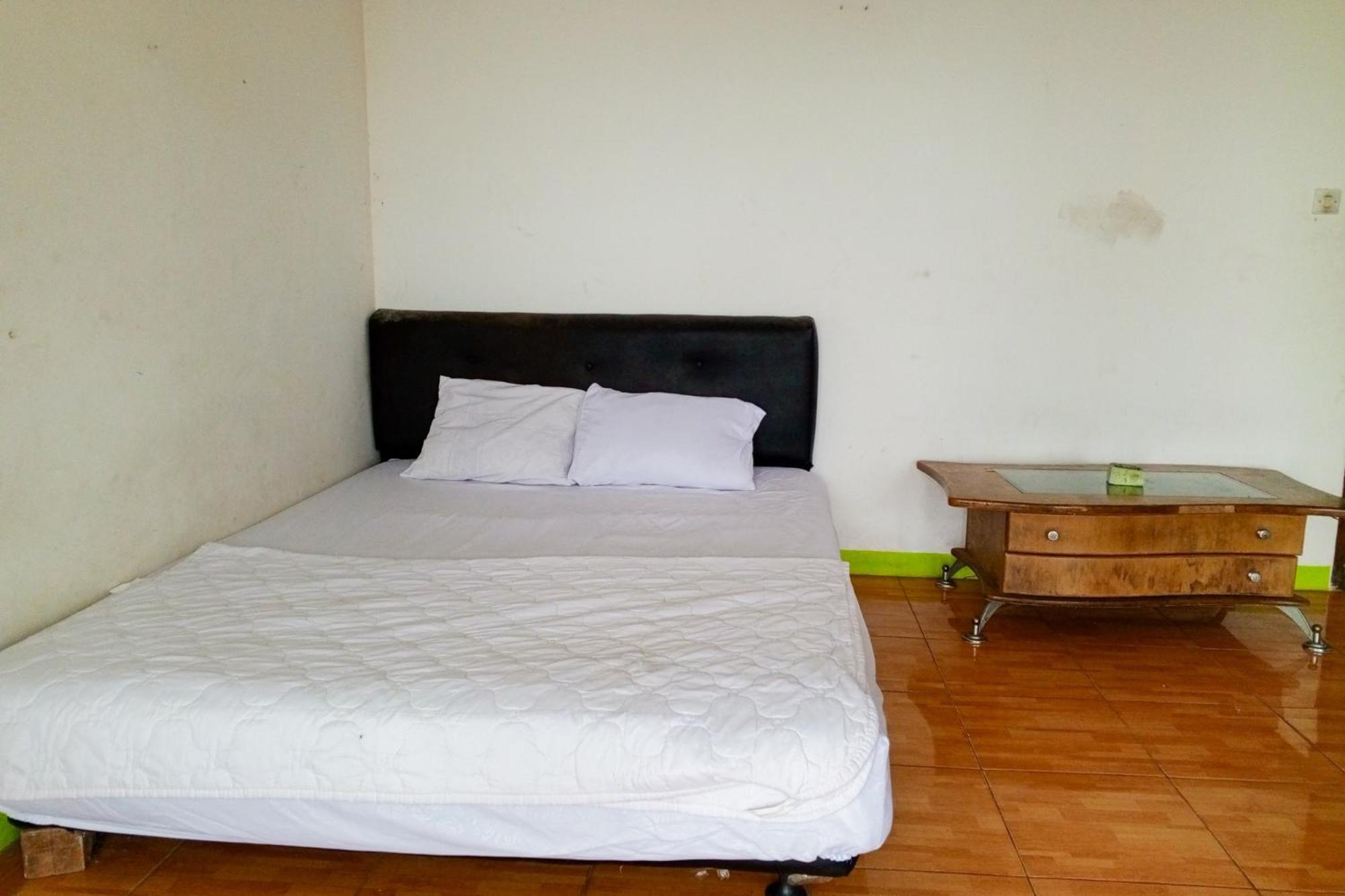 Villa Kampus Near Taman Safari Cisarua Puncak Redpartner Bogor Bagian luar foto